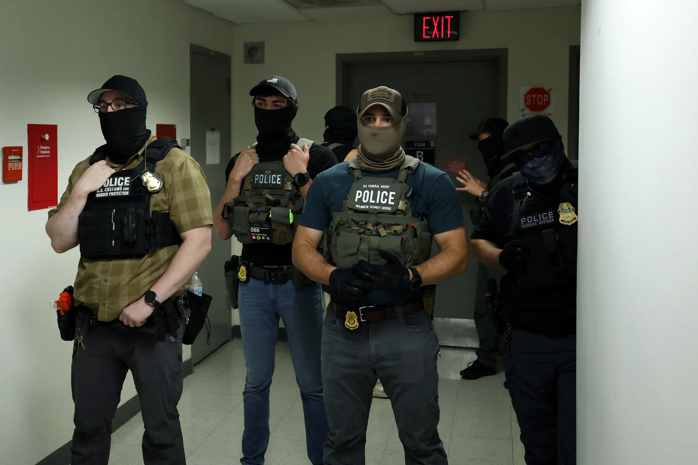 MAGA Supporters Cheering ICE vs TSA Workers: Who Really Deserves Praise?